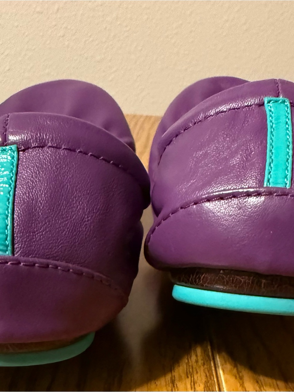 Like New Lilac Tieks Size 11 - Picture 2 of 4